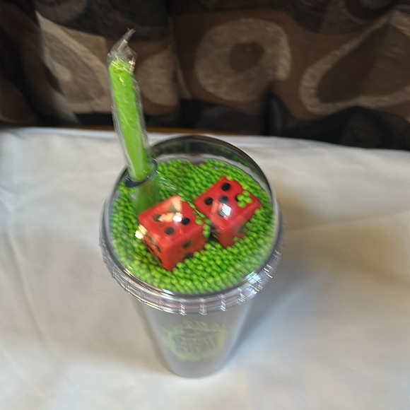 HALLOWEEN DISNEYLAND EXCLUSIVE- OOGIE BOOGIE BASH HALLOWEEN PARTY CUP 2023 - Picture 6 of 10